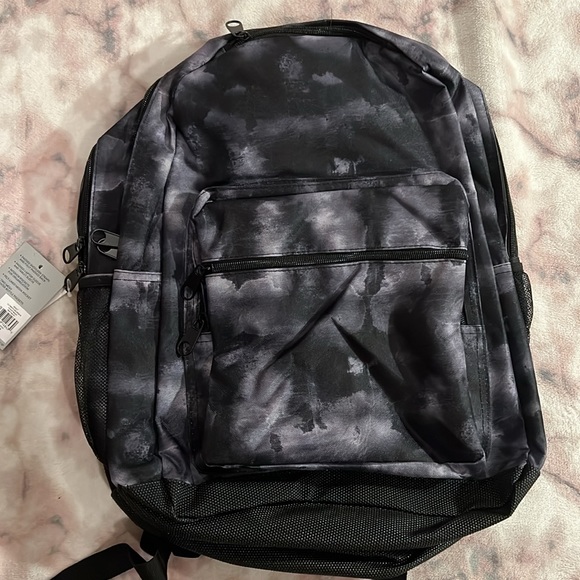 Backpack - Picture 2 of 13